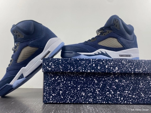 1st Kicks Jordan Air 5 FD6812-400 Georgetown 0729